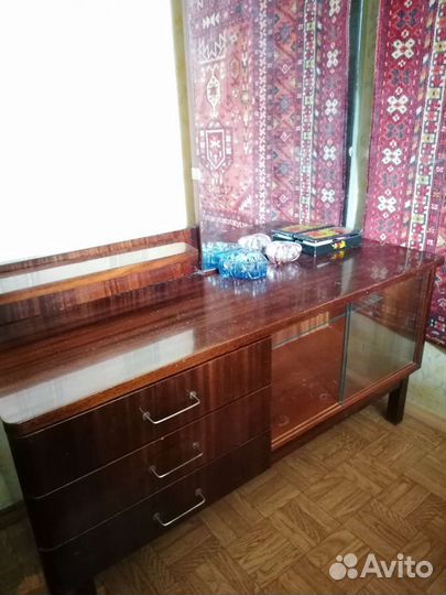 Тумба туалетная с зеркалом и ящиками, 1971г