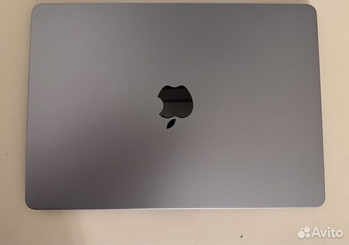 Macbook air 13.6 m2 8 256