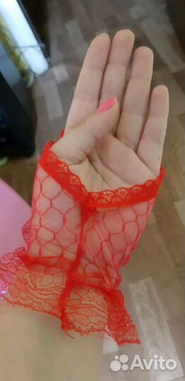 Кружевные перчатки