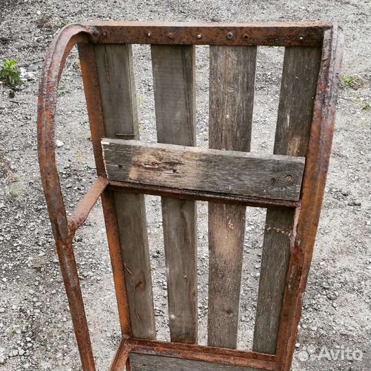 Старинные сани, Серп, Счёты СССР реквизит