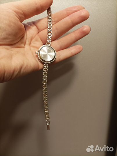 Часы с эфиопскими опалами