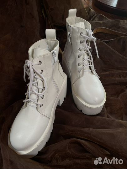 Ботинки ASOS белые