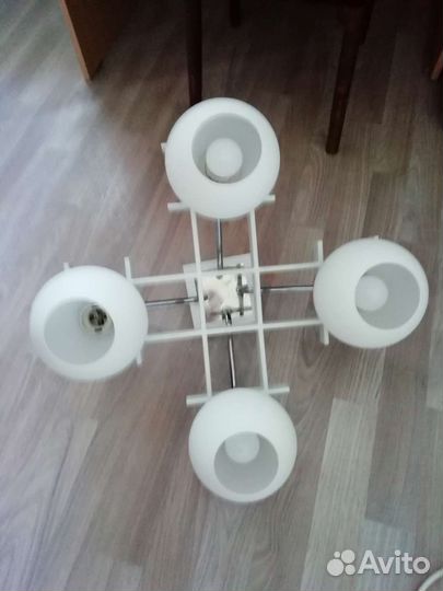 Люстра потолочная и 2 бра