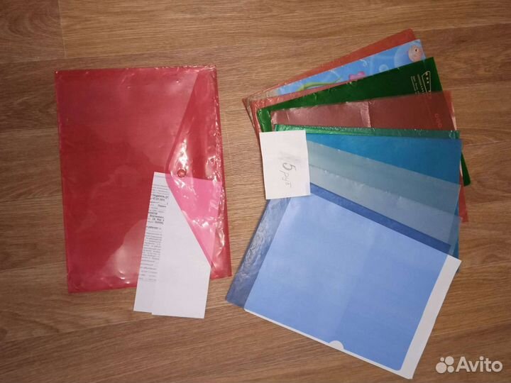 Пластиковые папки, ежедневники, конверты, уголки