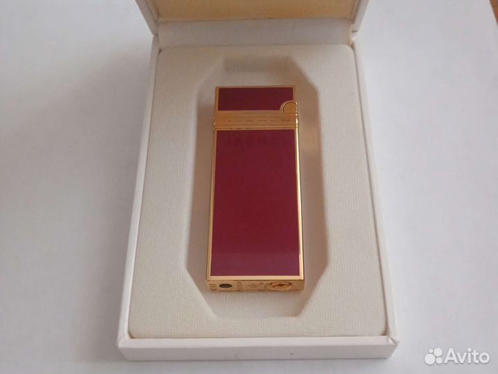 Зажигалка газовая