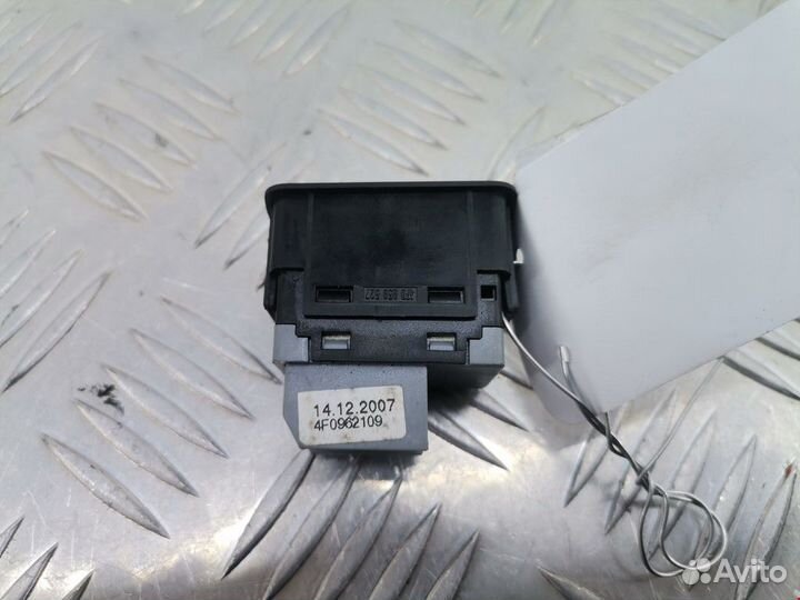 Кнопка (выключатель) Audi A5 8T 2008