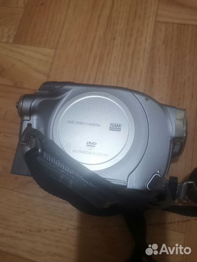 Видеокамера Panasonic mini DVD