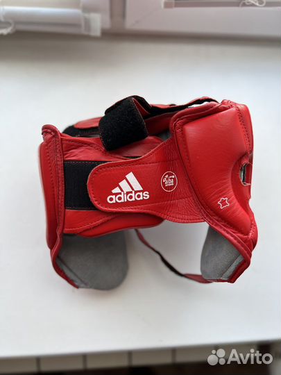 Боксерский шлем adidas