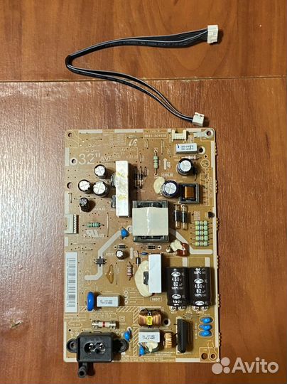 Bn44-00493b от Samsung ue32eh5007k