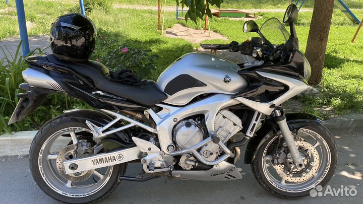 Мотоцикл Yamaha fz6-s