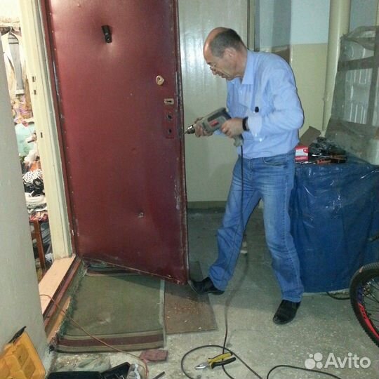 Вскрытие замков двери/замена личинки/замена замков