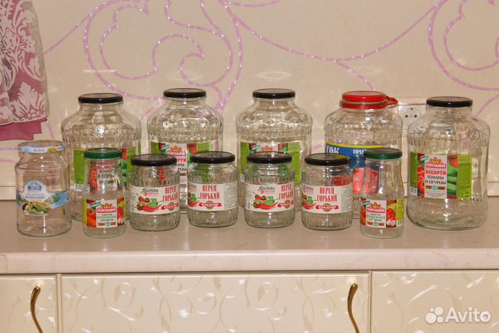 Банки стеклянные винтовые с крышками, разный объём