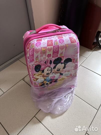 Чемодан детский