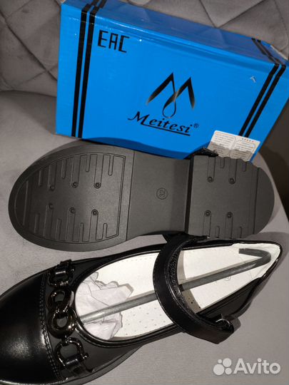 Новые туфли для девочки р.32