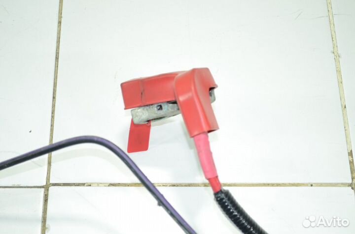 Клеменный контакт Ford Escape 2 3.0 2010