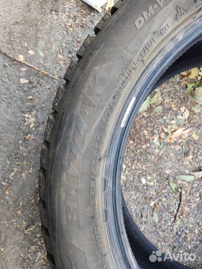 Bridgestone Blizzak DM-V2 265/50 R20