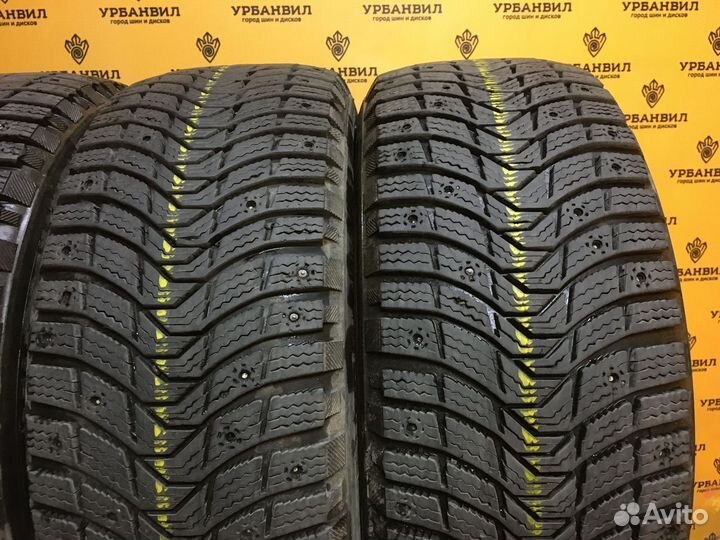 Michelin X-Ice North 3 215/55 R16 98T