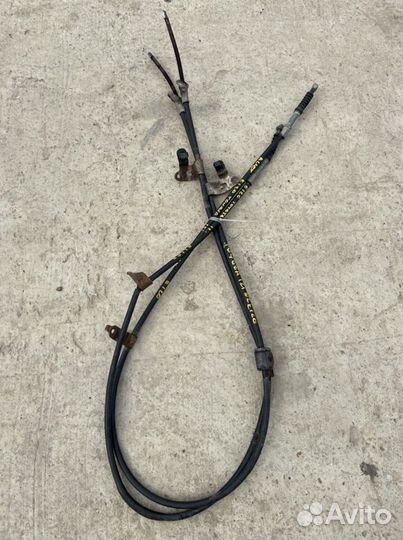 Трос ручника Toyota Corolla120 NZE121