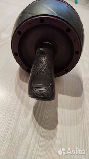 Ролик колесо для пресса с возвратным механизмом