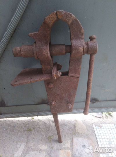 Тиски трубные бу СССР