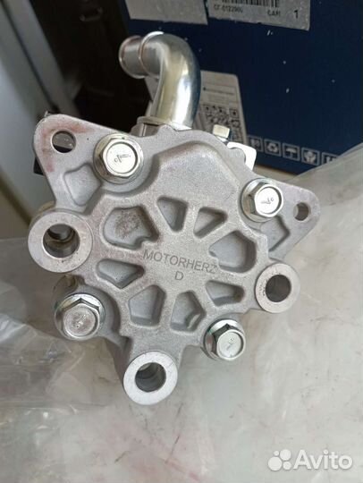 Насос гур для OM642, Jeep Grand Cherokee WK/WH