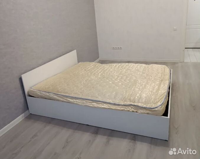Кровать двуспальная 160, новая