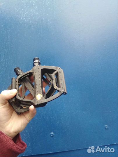 Педали для велосипеда