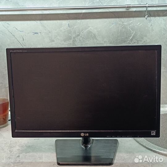 Монитор LG flatron E2242 C-BNA