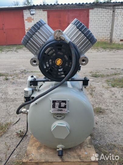 Воздушный компрессор