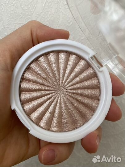 Тени, хайлайтер (листай карусель)