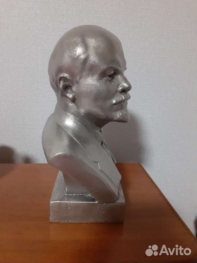 Бюст Ленина СССР