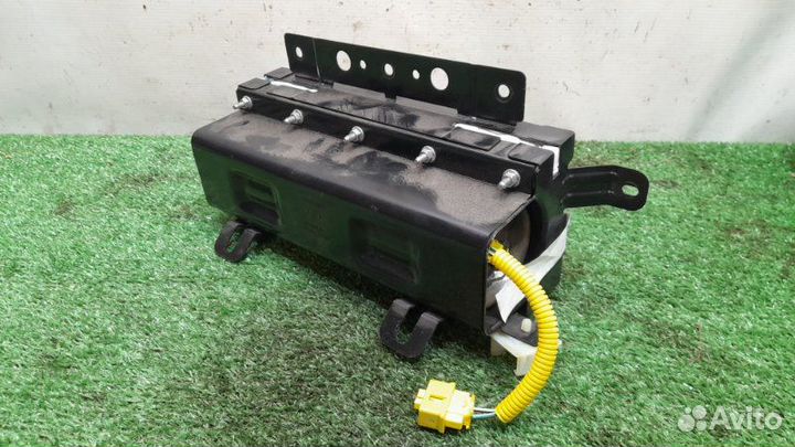 Подушка безопасности в торпедо Hyundai Sonata 4 EF