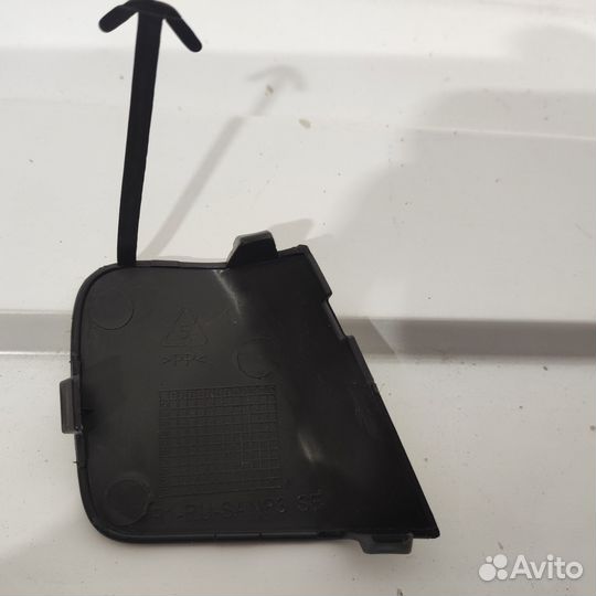 Заглушка переднего бампера Sandero Stepway 14 -18г