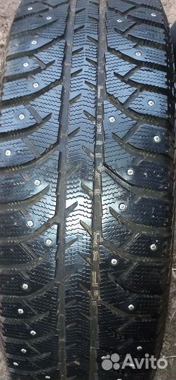 Bridgestone Ice Cruiser 7000S 215/65 R16