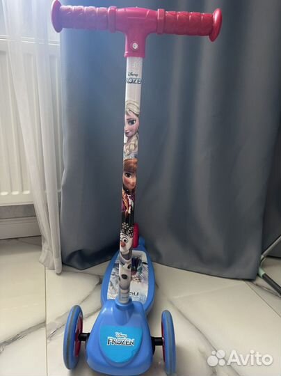 Самокат disney