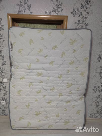 Матрас ортопедический 140х200 бу
