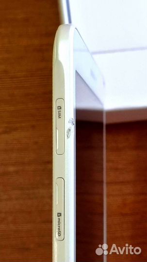 Планшет Samsung Galaxy Tab E SM-T561 8gb