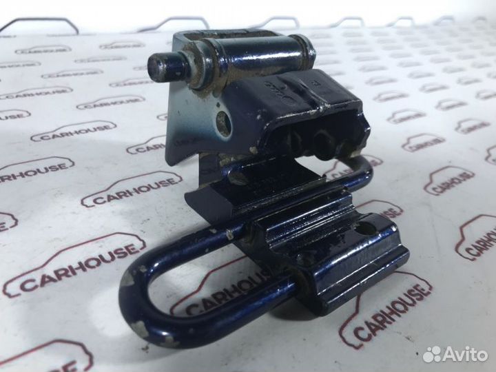 Петля двери задняя левая Audi A6 C5 2.4 ARJ 1998