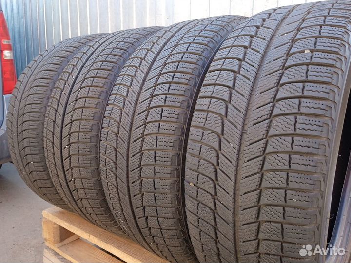 Michelin X-Ice 3 235/50 R18