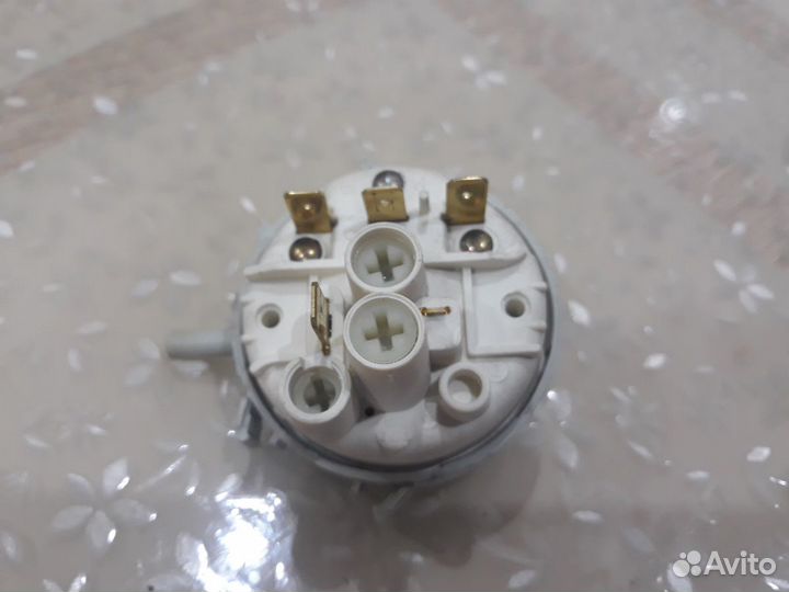 Датчик уровня стиральной машины Indesit, ariston