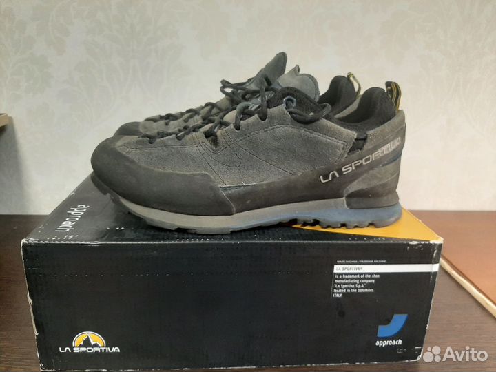 Трекинговые кроссовки La Sportiva Boulder X