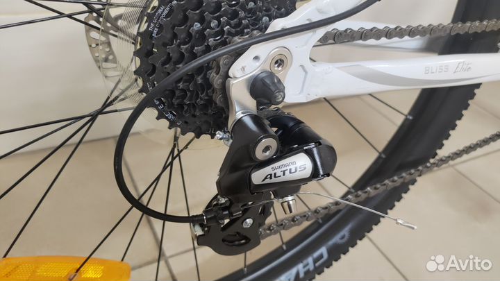 Канадский женский велосипед Outleap, колеса 27,5