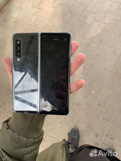 Samsung Galaxy Fold, 12/512 ГБ