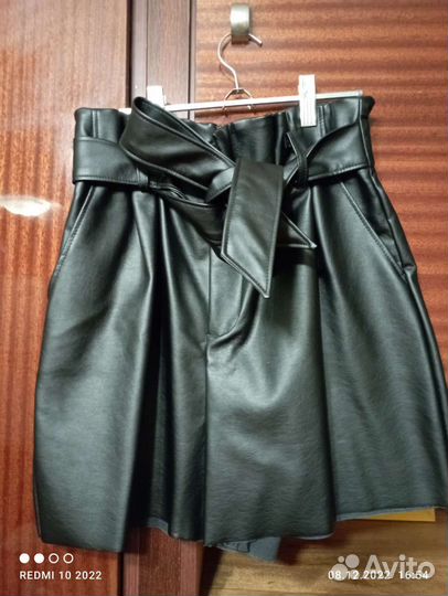 Шорты женские кожаные