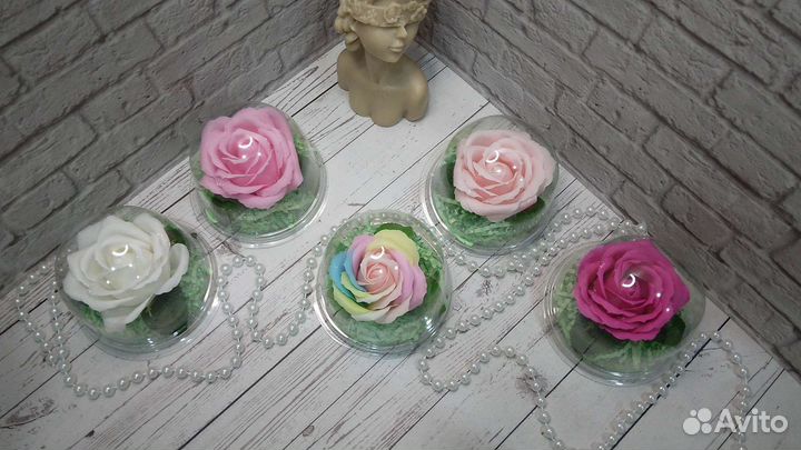 Роза в колбе