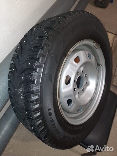 Bridgestone Blizzak LT 5.50/4.5 R13 82B