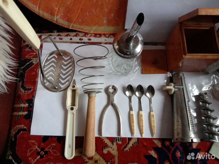 Хоз.приборы ссср,лаб.посуда,фен