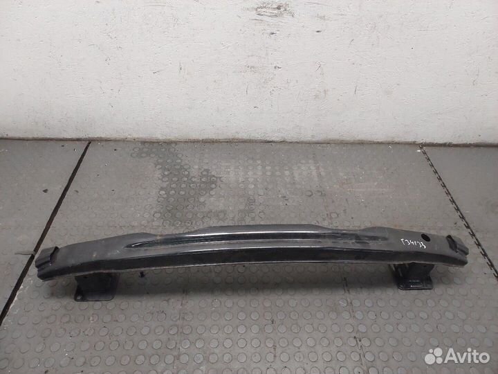 Усилитель бампера Audi Q3, 2016