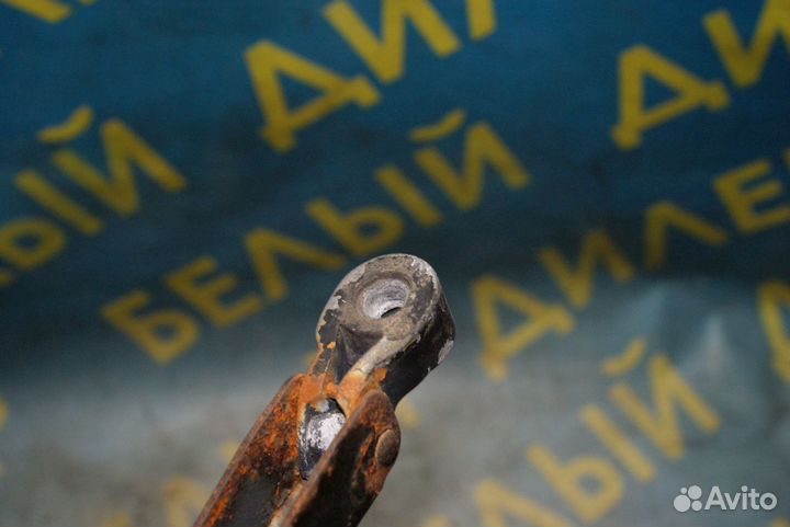 Поводок заднего дворника Chrysler Voyager 4