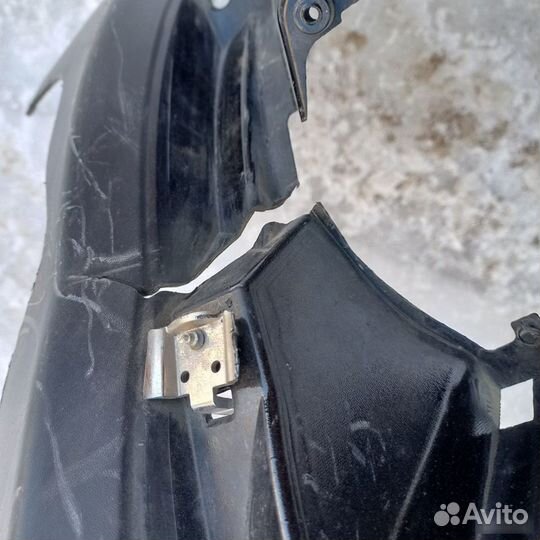 Бампер передний Mitsubishi Outlander 3